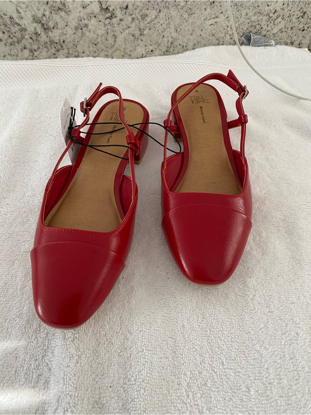 Time and Tru Red Slingback Flat Shoes - Women's Stylish Pointed Toe SZ 8